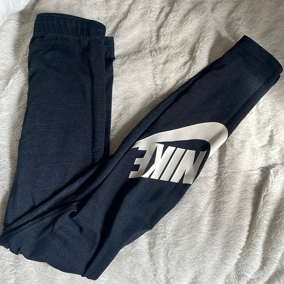 Nike leggings - Picture 1 of 5